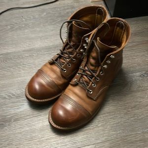 Redwing Iron Rangers (US Size 8 Men’s) Copper Rough & Tough Color
